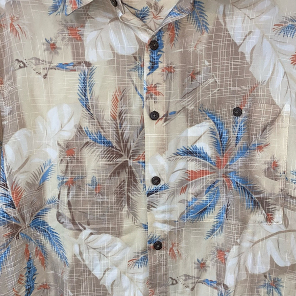 Men's Batik Bay Button Down Shirt Size M Beige Blue Palm Tree Print - Picture 4 of 4